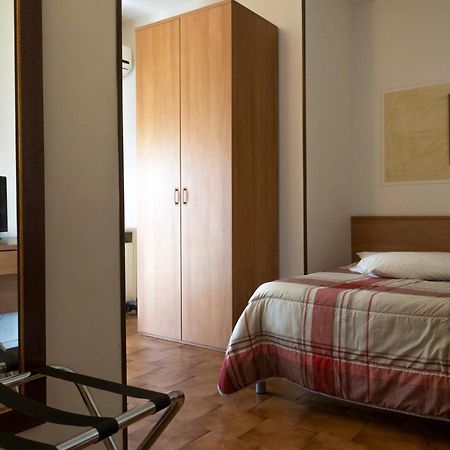Hotel La Vela Castelnuovo Rangone Zewnętrze zdjęcie